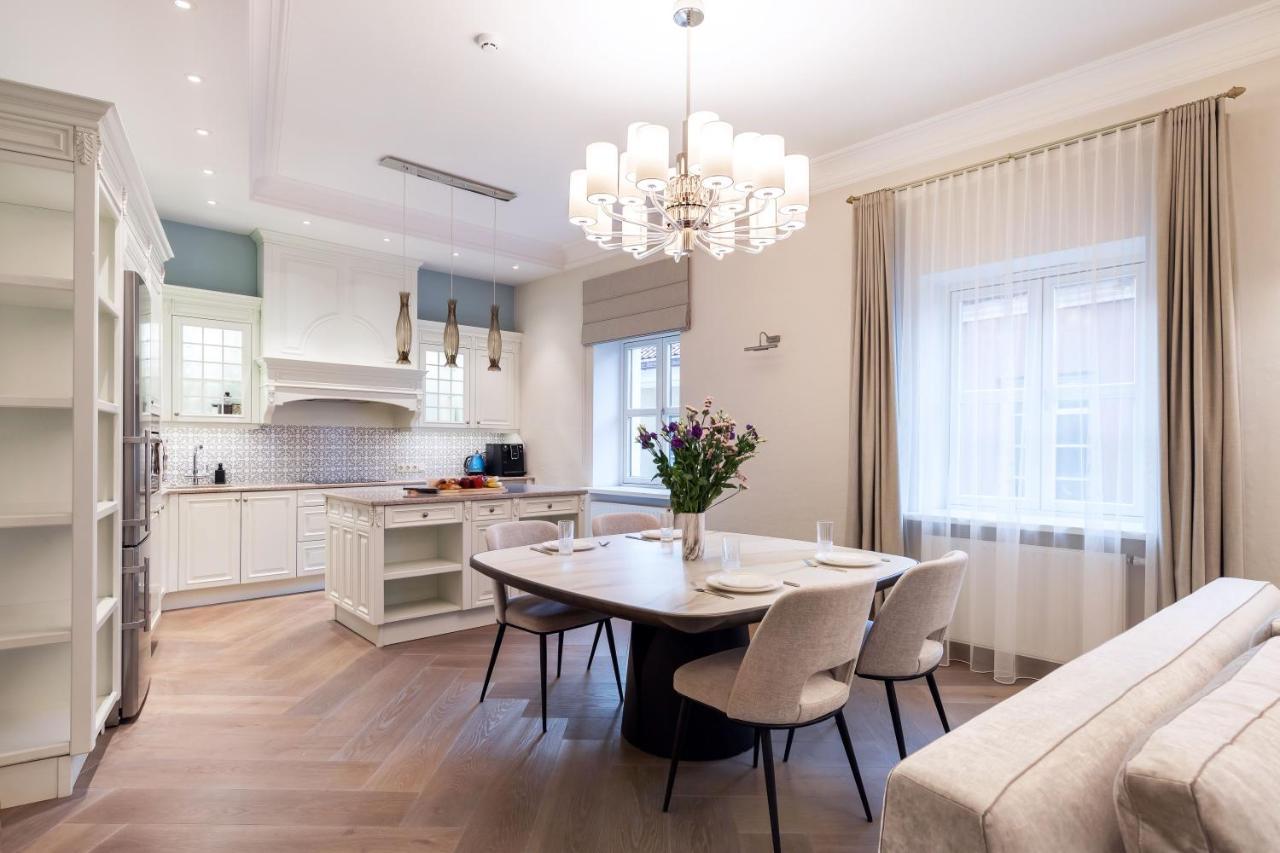 Luxury 2Bdr Heart Of Old Town Apartment Vilnius Luaran gambar