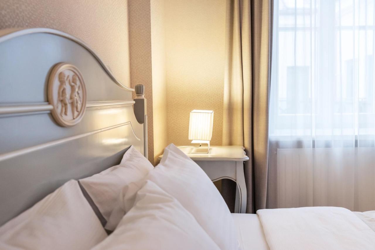 Luxury 2Bdr Heart Of Old Town Apartment Vilnius Luaran gambar