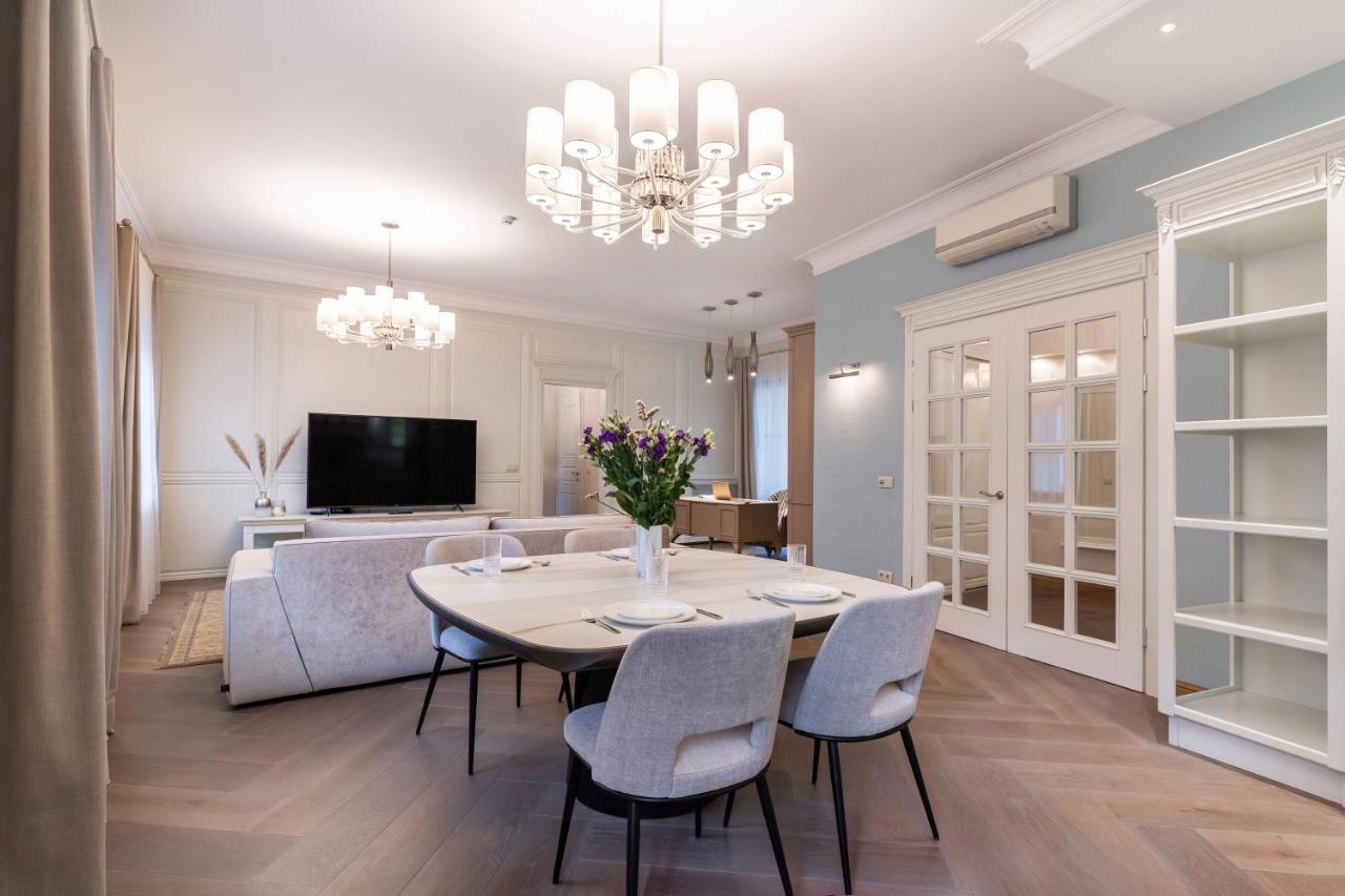 Luxury 2Bdr Heart Of Old Town Apartment Vilnius Luaran gambar